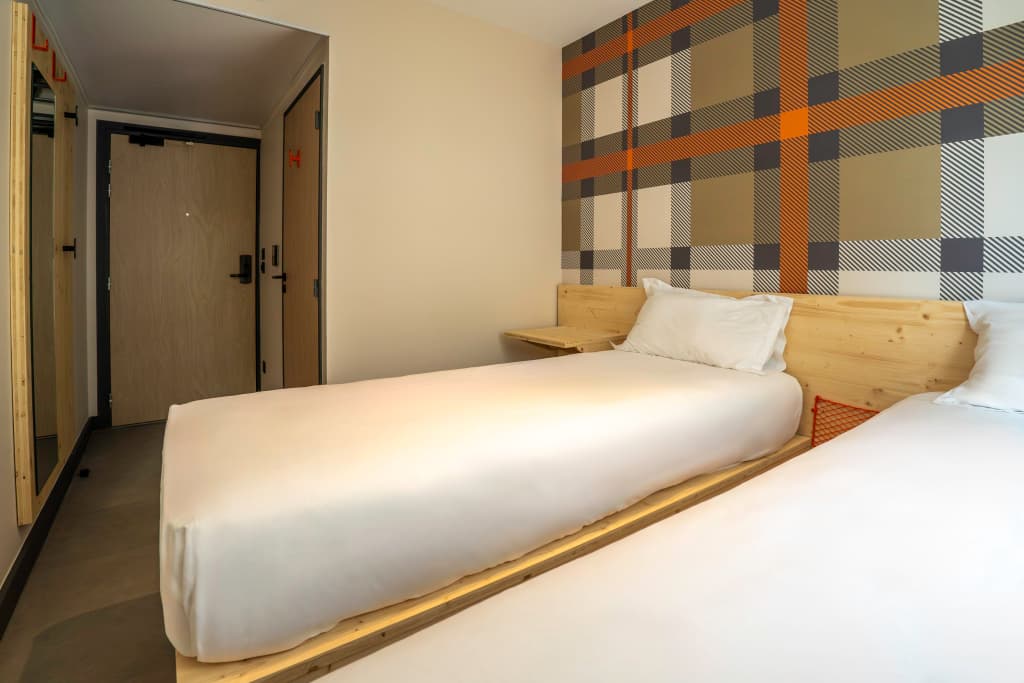 easyHotel Marseille Euromed - Photo 5
