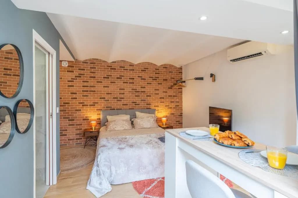 COSY STUDIO RENOVÉ 150m de MONACO - Photo 3