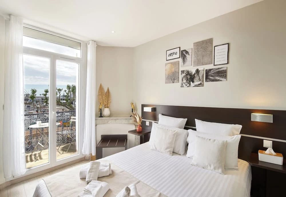 Hotel du Vieux Port - Photo 1