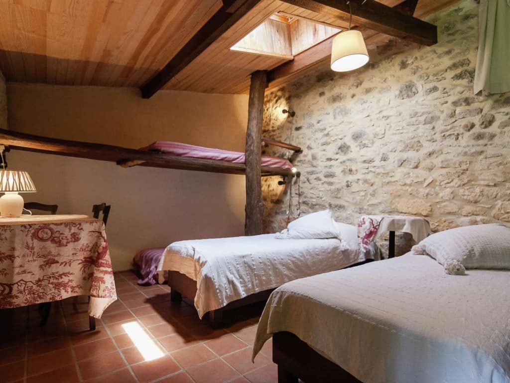 Holiday Home in Dordogne Near Lascaux Cave - Photo 2