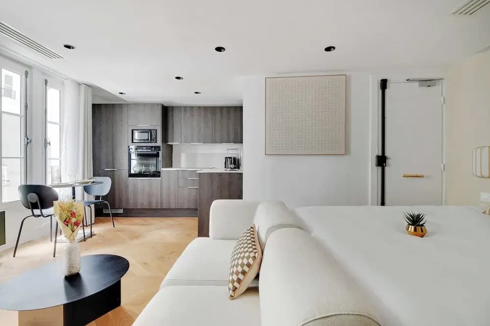 Welcoming Studio 1br/2p - Madeleine - Photo 2
