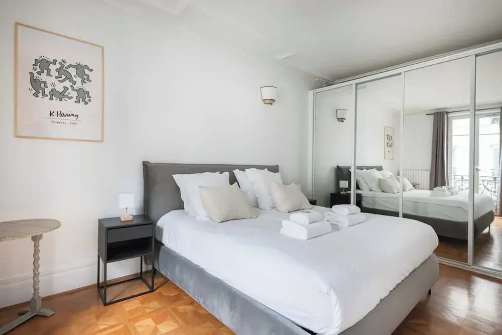 Elegant Apartment for 4 People - Photo 2