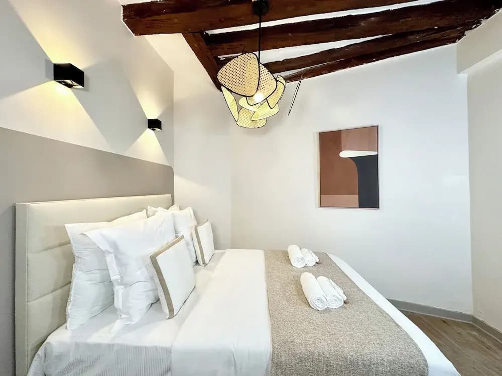 1544 Dauphine - Photo 4