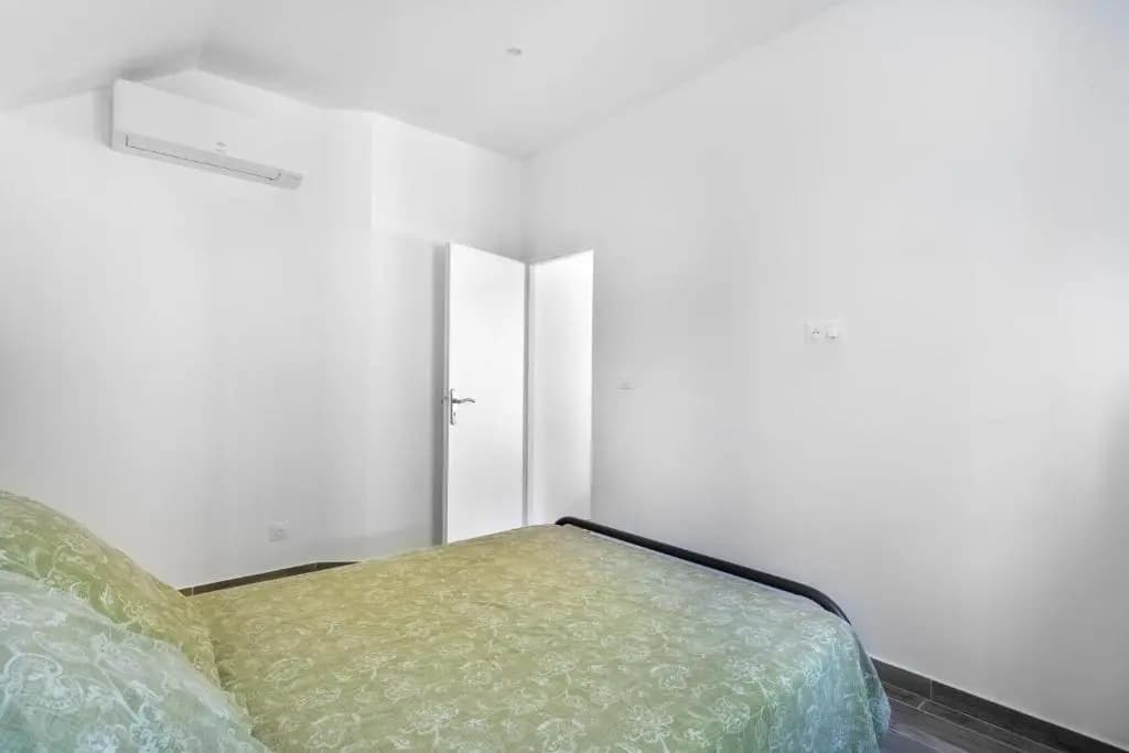 Luxurious 1 bedroom, AC, terrace, close beaches - Dodo et Tartine - Photo 5