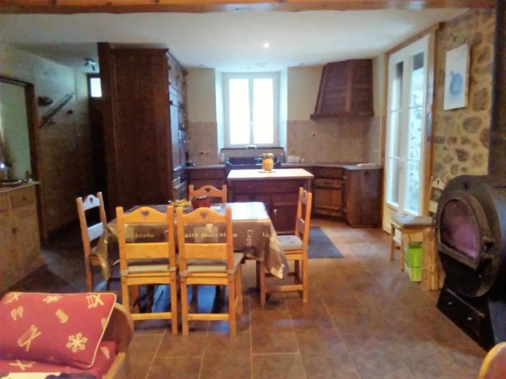 Ouxis - Photo 4