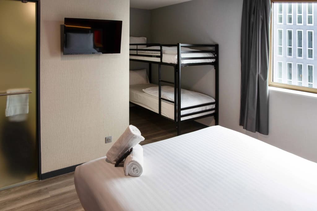 easyHotel Paris Nord Aubervilliers - Photo 5