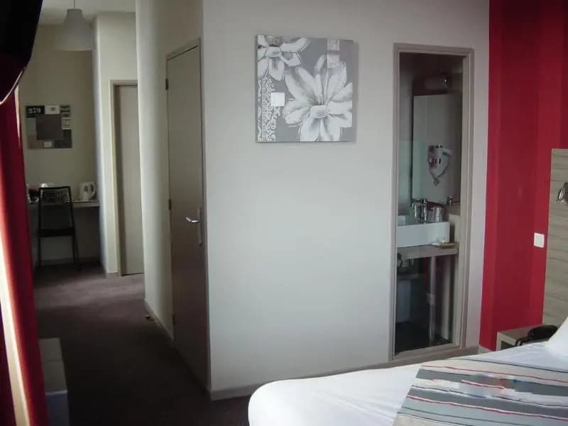 Appart'hôtel Le Connetable - Miniature 6