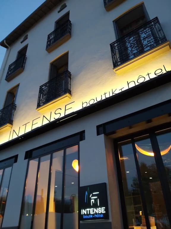 Intense Boutik Hôtel - Photo 1