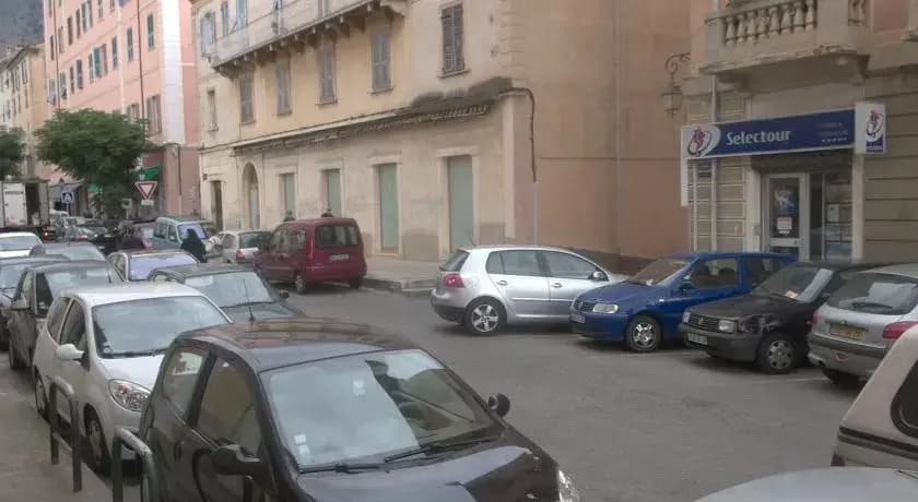 Appartement Centre-Ville - Miniature 6