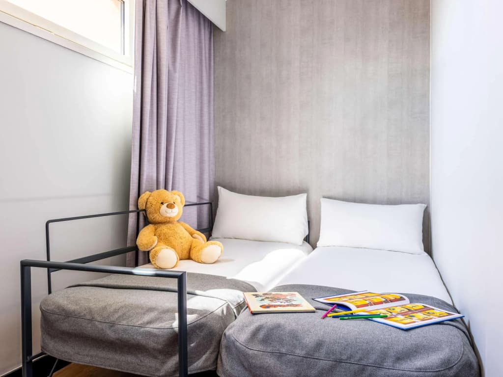 Hotel ibis Strasbourg Centre Halles - Photo 2