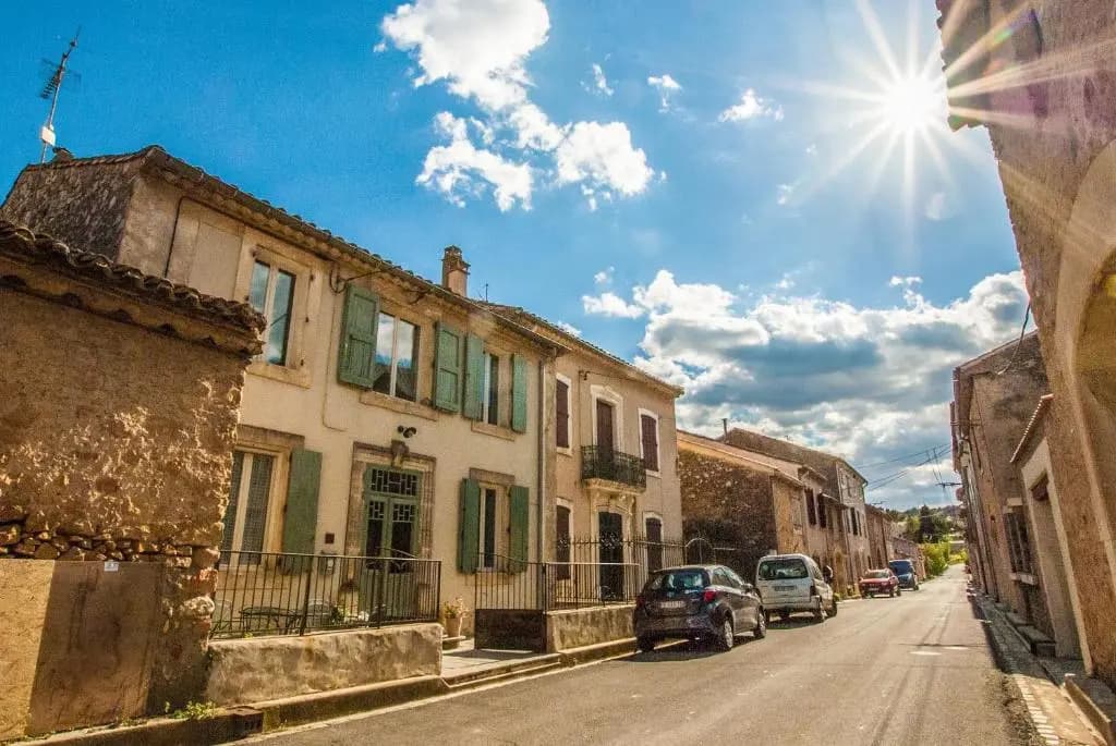 La Calade - Photo 1