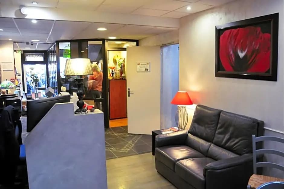 Hôtel Saint Jean - Photo 2