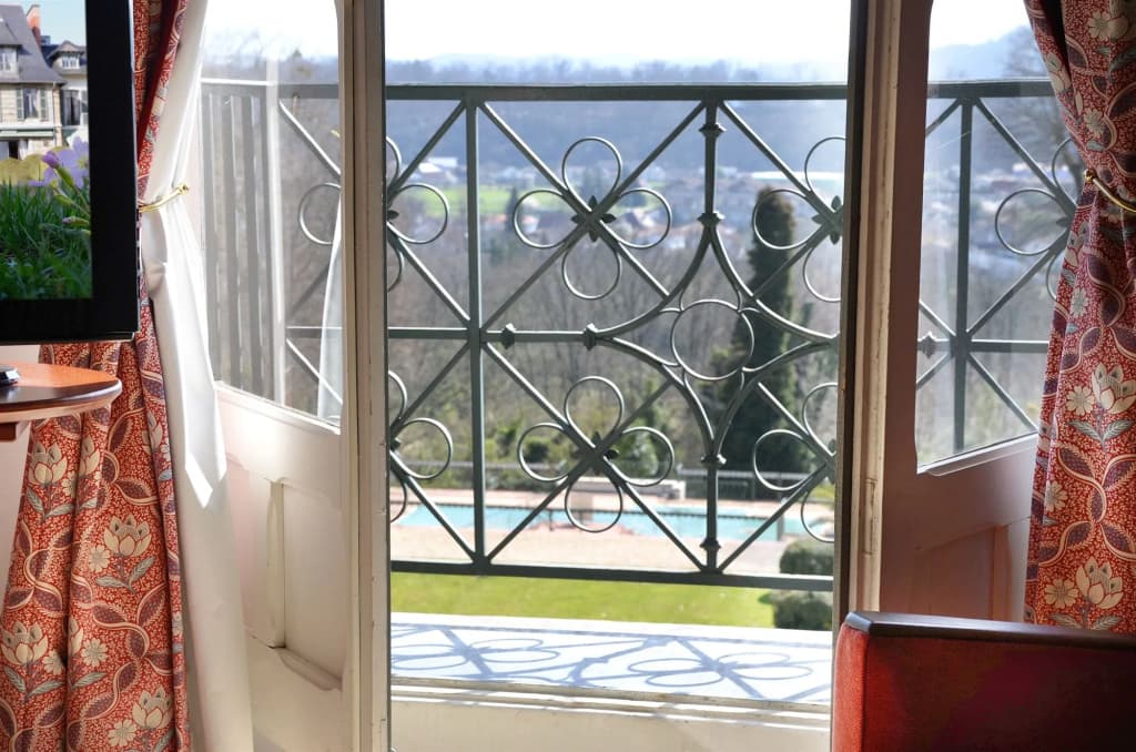 Hôtel Villa Navarre - Miniature 8