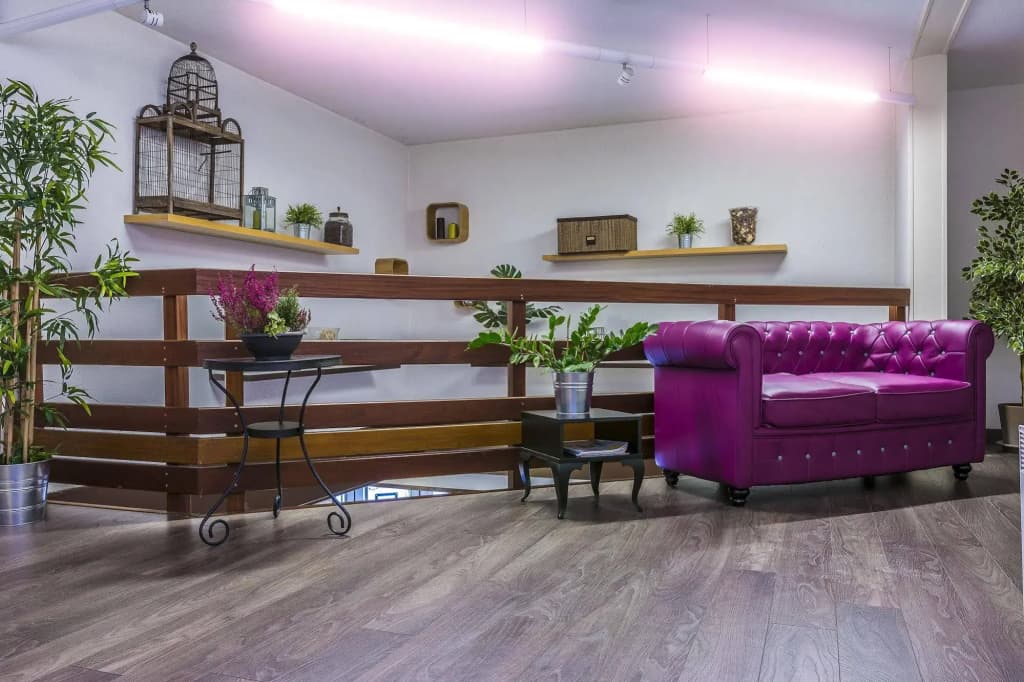 East Hotel - Photo 2