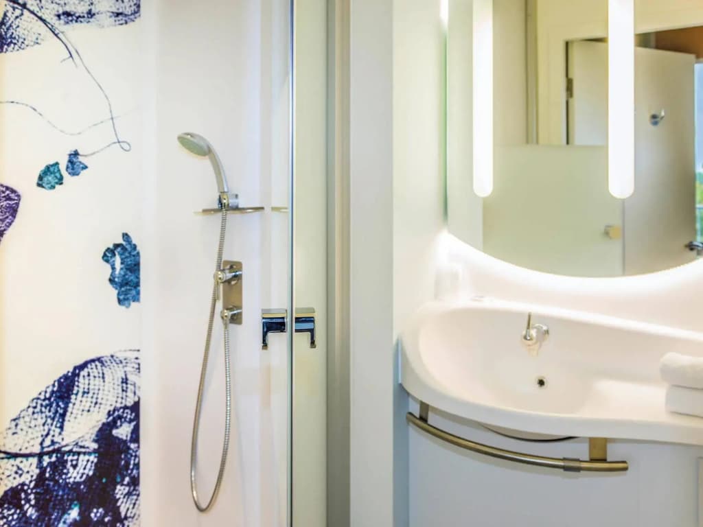 ibis budget Bezons Rives de Seine - Miniature 6