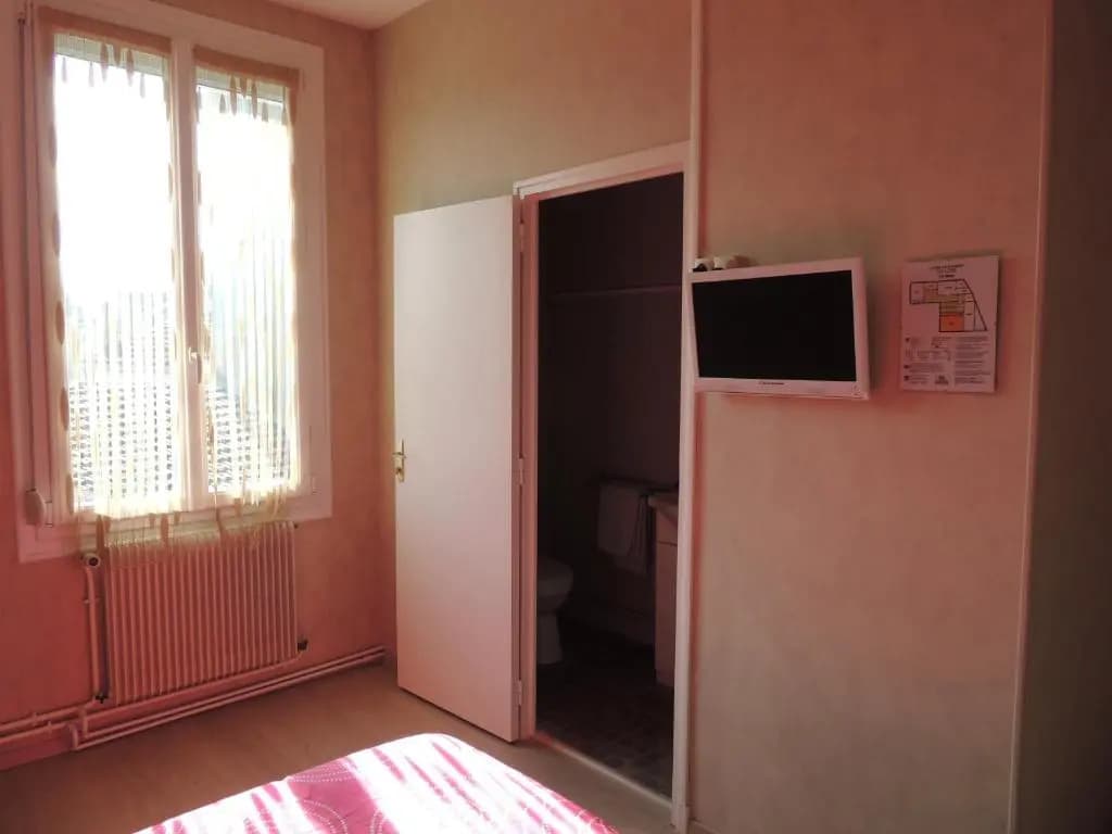 Hotel Le Colbert - Photo 3