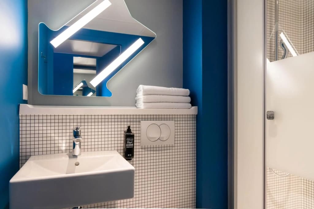 ibis Budget La Rochelle Centre Gare - Miniature 7