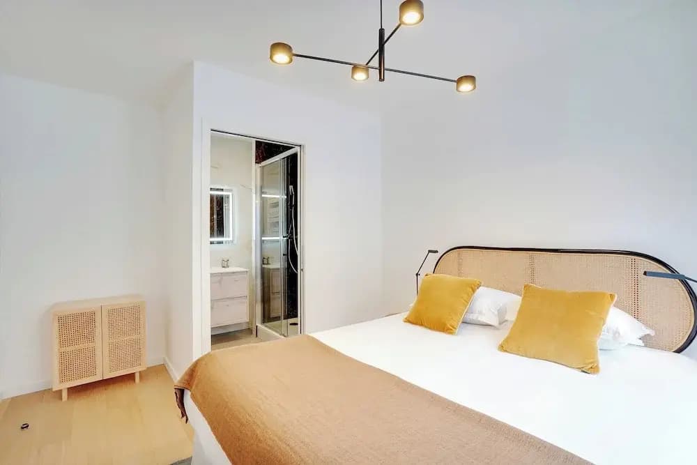 Duplex With Terrace in Levallois - Photo 4