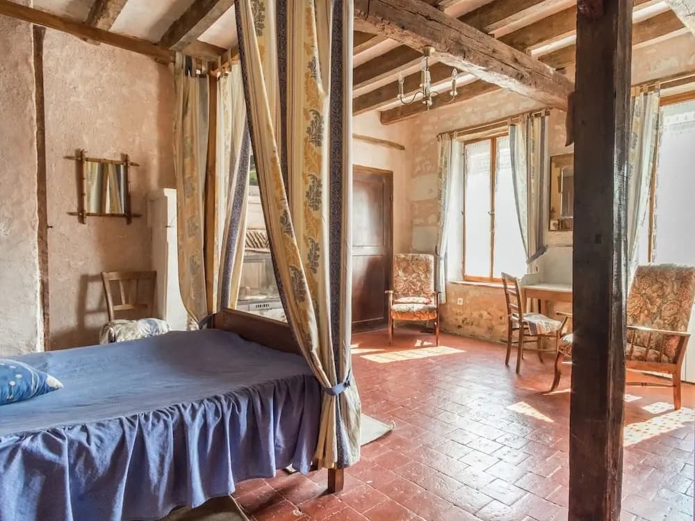 A Cave House With a Historic Charm - Photo 5