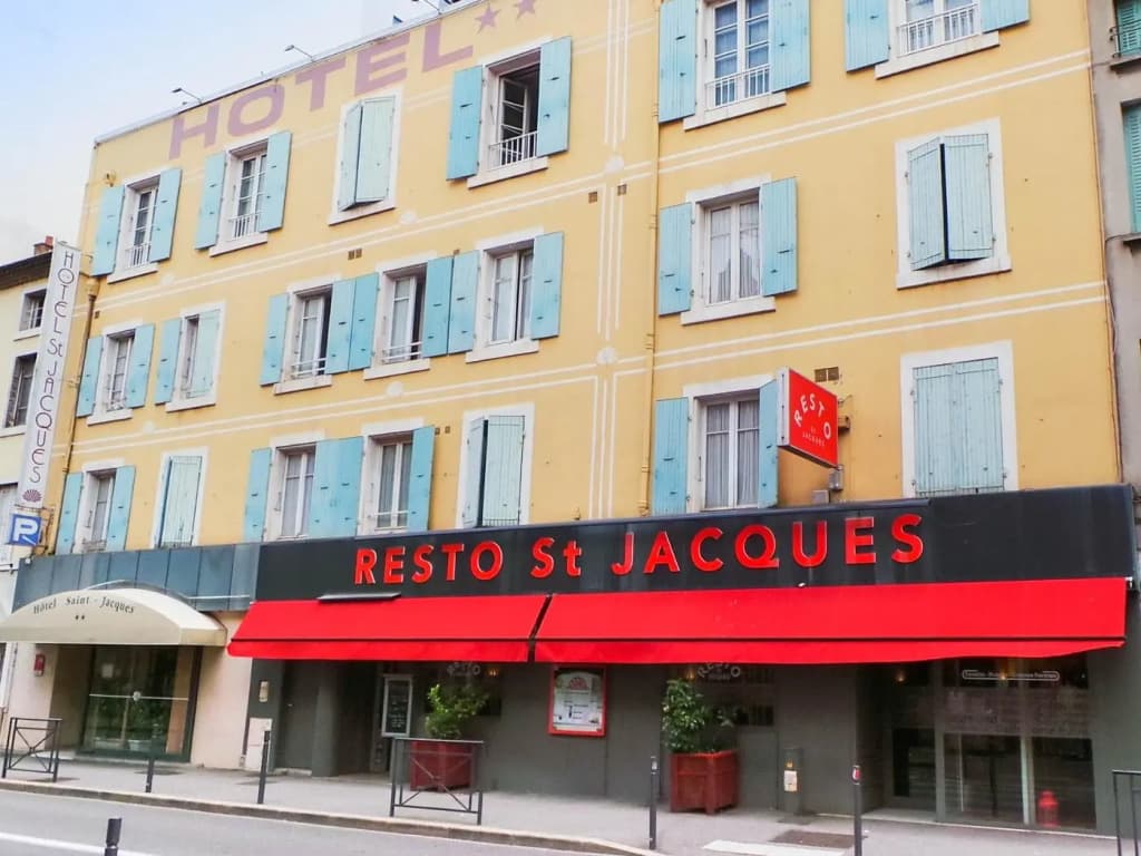 Logis Hôtel Saint Jacques - Photo 1