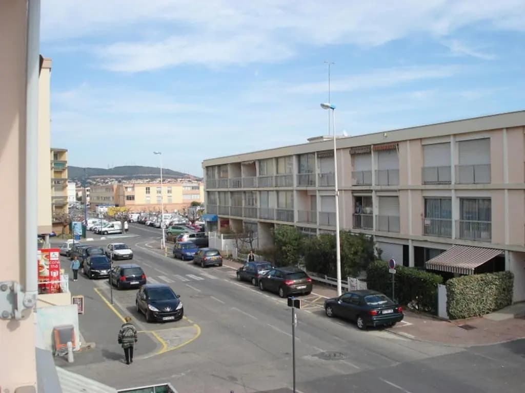 Appartement Balaruc-les-Bains, 1 pièce, 4 personnes - FR-1-503-61 - Photo 1