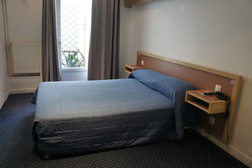 Hotel Edgar Quinet - Photo 2