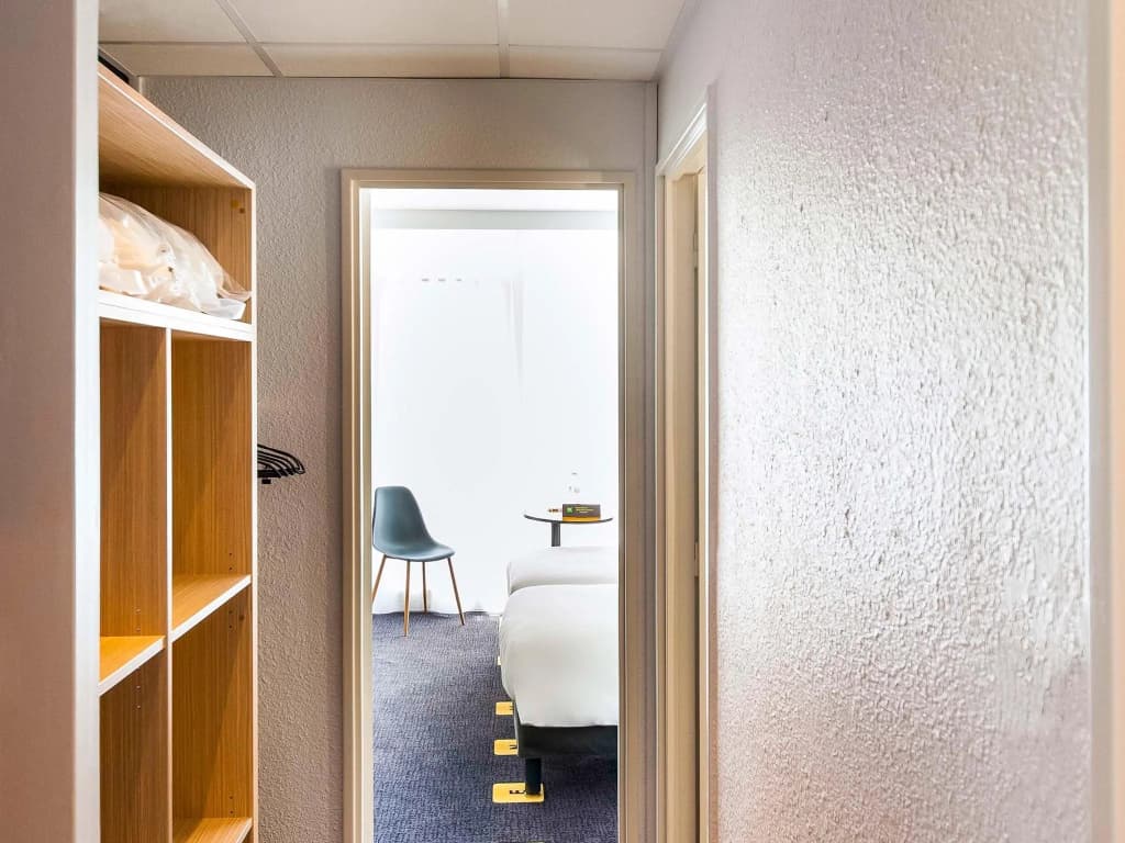 ibis Styles Poitiers Nord - Photo 3