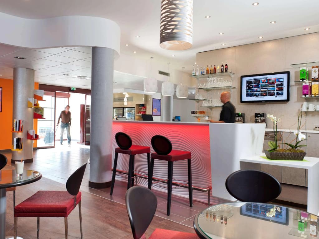 Novotel Suites Perpignan Mediterranée - Photo 2