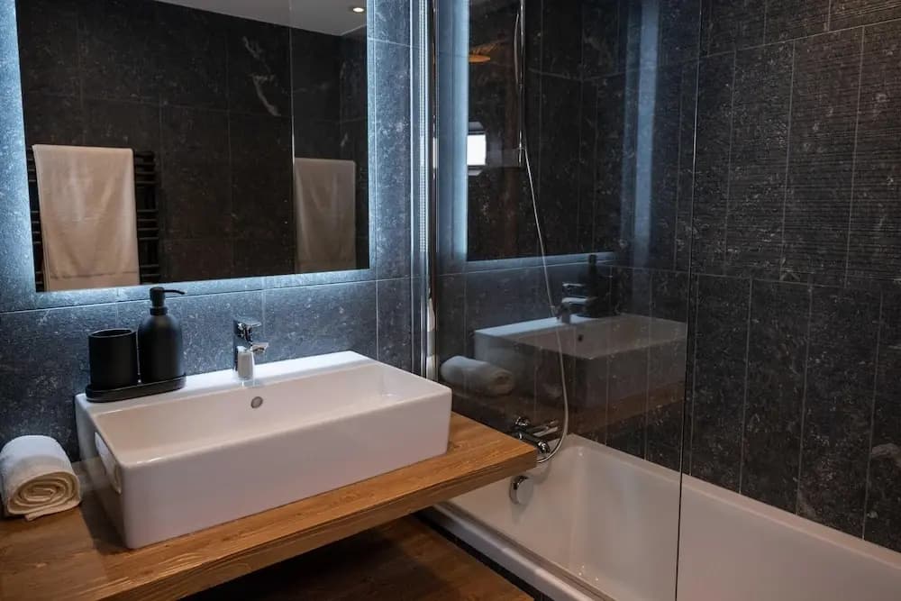 Charming Apt With View 2bd/6p -residence in Mega\"ve - Miniature 7