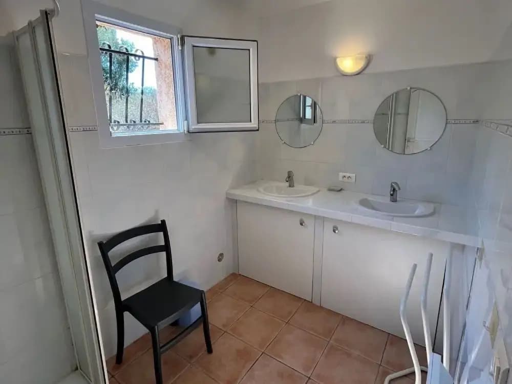 Superb Villa With sea View and Private Pool - Miniature 8