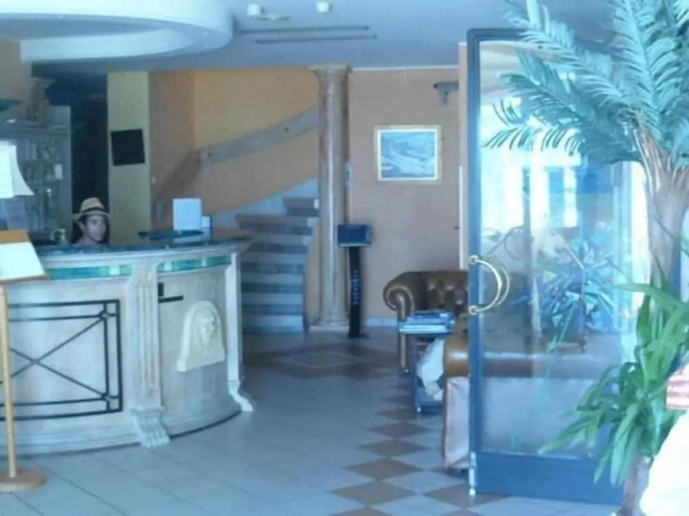 Alizés Hôtel - Photo 2