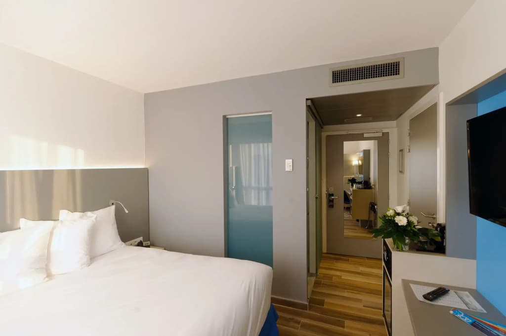 Colmar Hotel - Photo 5