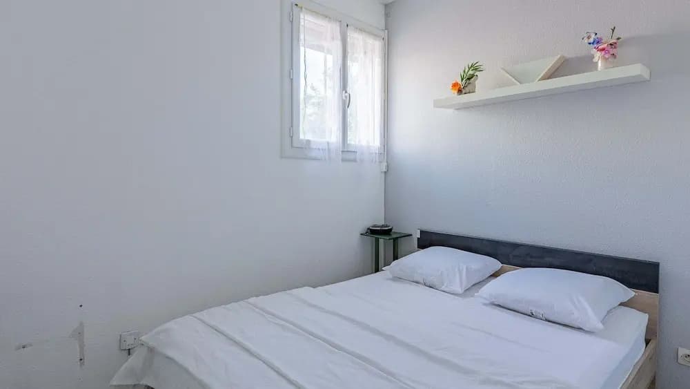 Relaxed Coastal Living in Agde - Photo 2