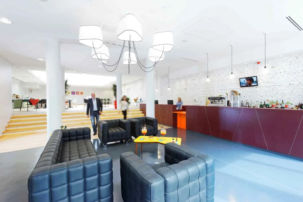 ibis Styles Calais Centre - Photo 2
