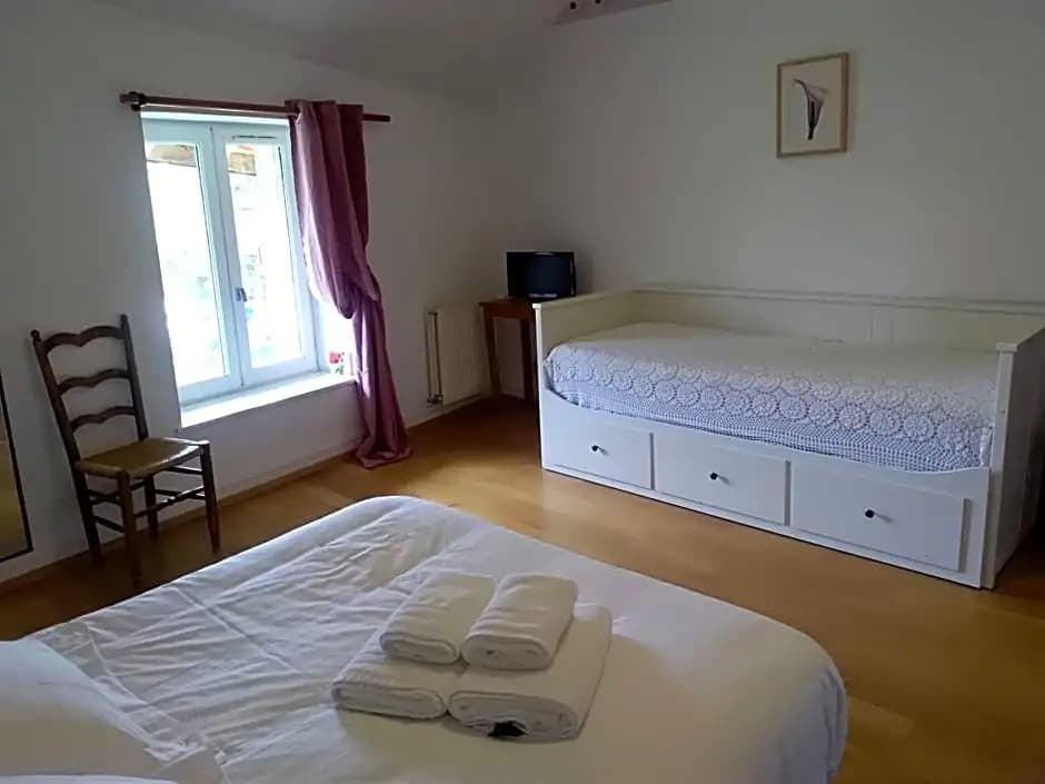 Logis Le Relais de Thézillieu - Photo 5