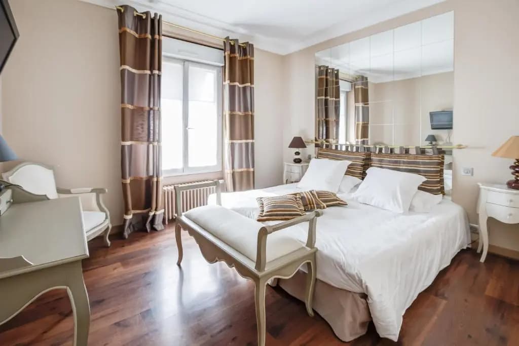 Hostellerie De La Renaissance - Photo 3