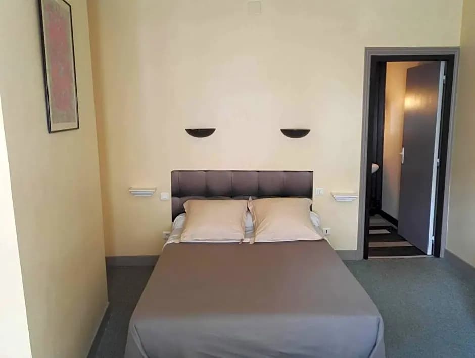 Hotel Du Square - Photo 5
