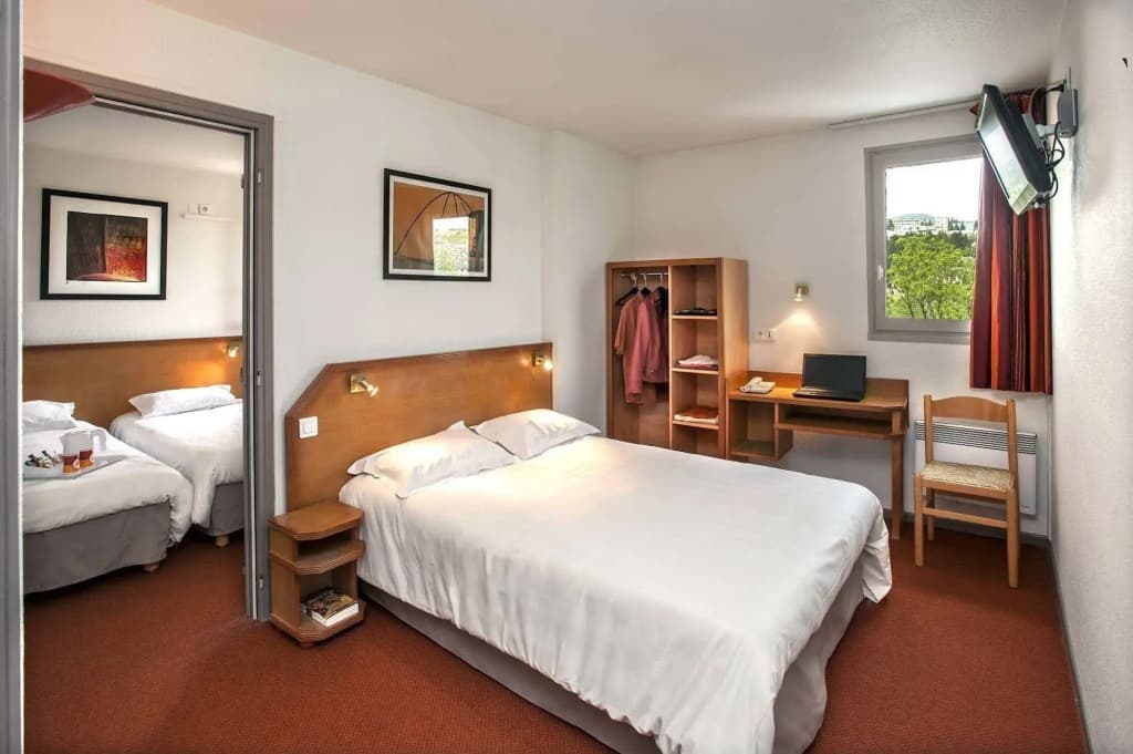Brit Hotel Deltour Confort Mende - Photo 5
