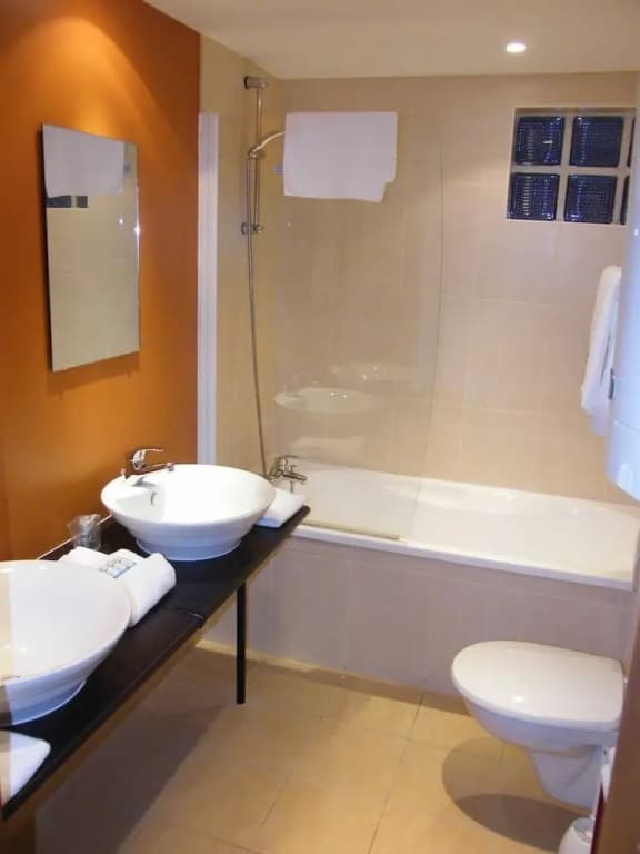 Hotel Au Bout Du Monde - Miniature 6