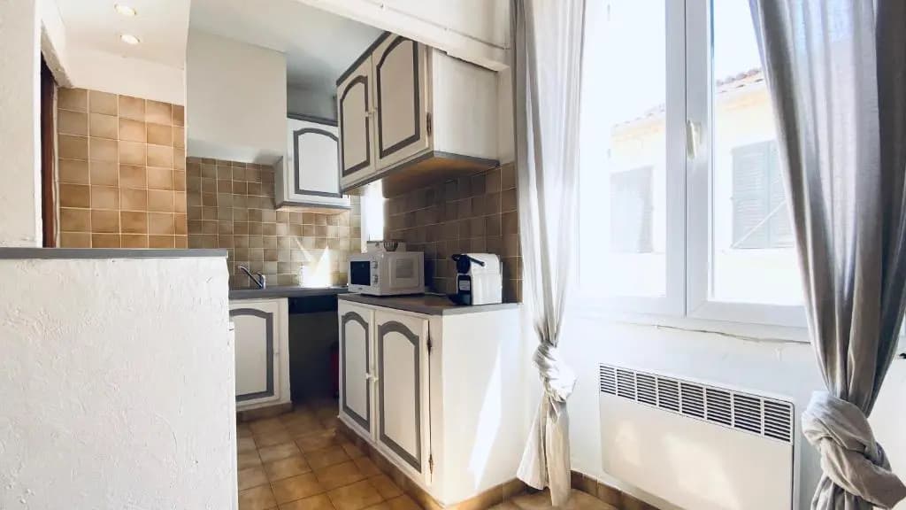Mignon studio au cœur du village de Saint-Tropez - Photo 2