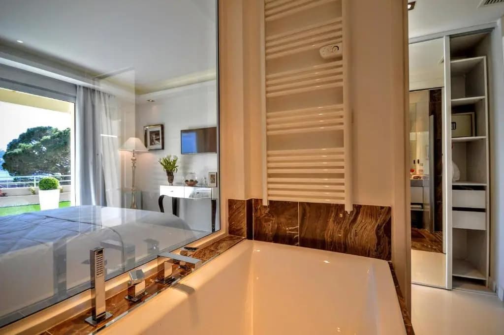 Deluxe apartment Villefranche Sea view front Terrace 230m2 with Jacuzzi - Photo 4