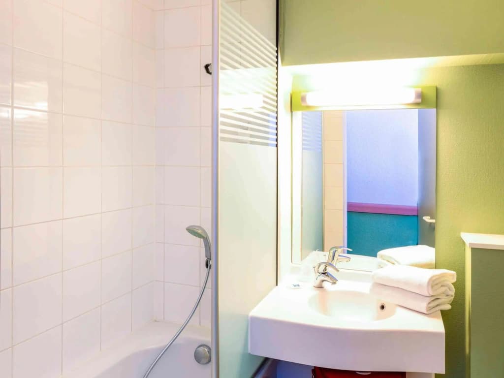 Hôtel Ibis Budget Saint Malo Centre - Miniature 8