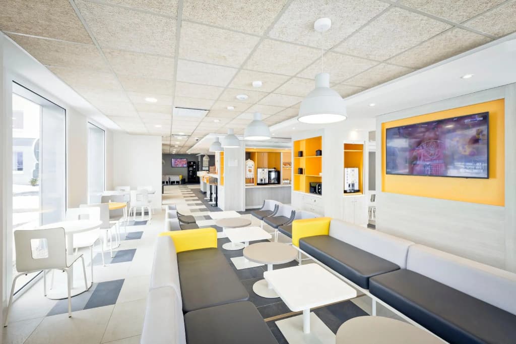 Premiere Classe Geneve - Aeroport - Prevessin - Photo 2