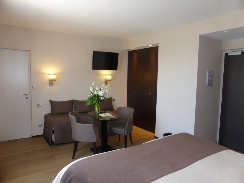 Hotel De Diane - Photo 4