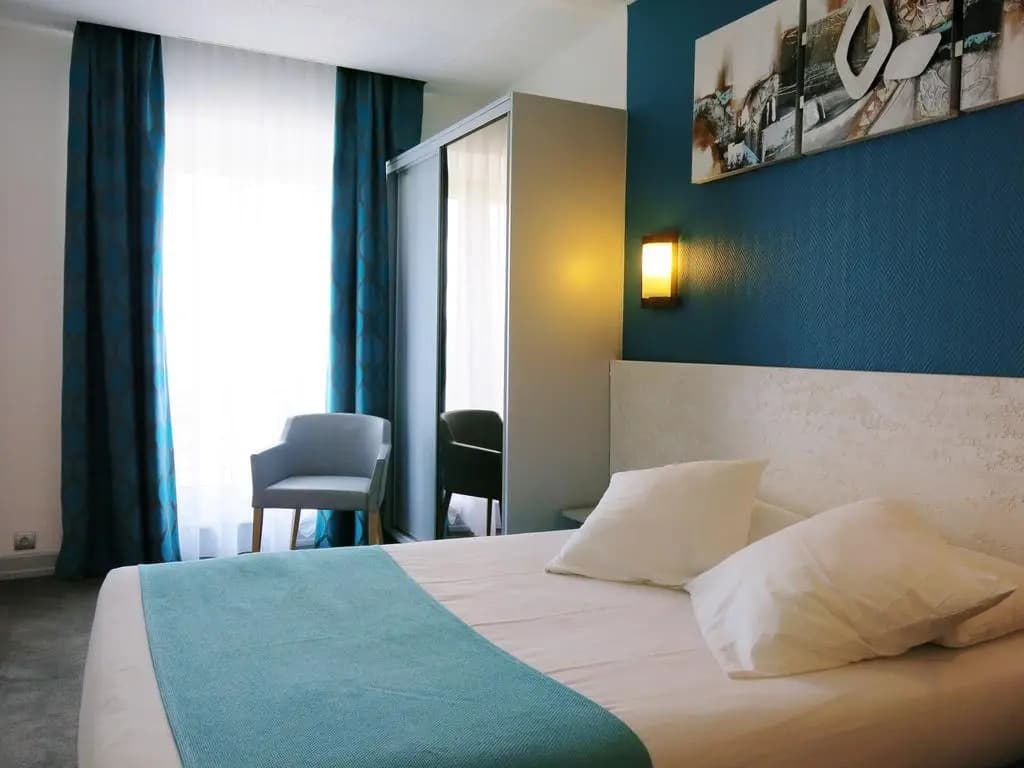 The Originals Boutique, Hôtel Bristol, Strasbourg Centre Gare - Photo 3