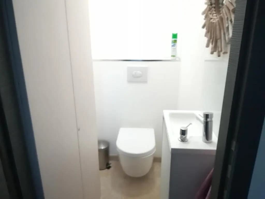 Chambre avec tout le confort d'un appartement - Miniature 6