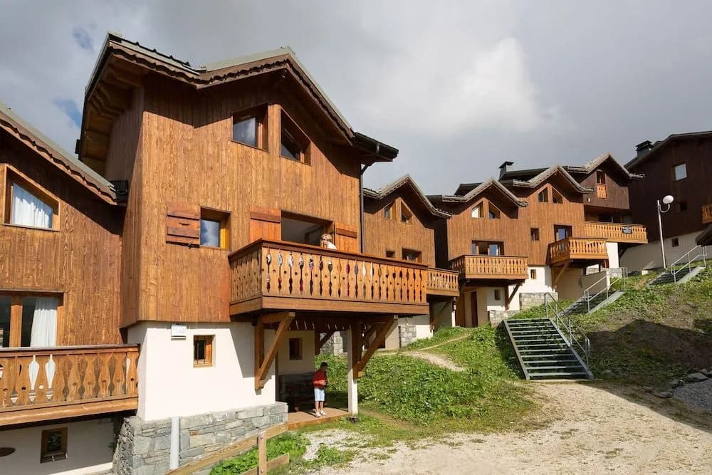Madame Vacances Les Chalets des Praz - Photo 1