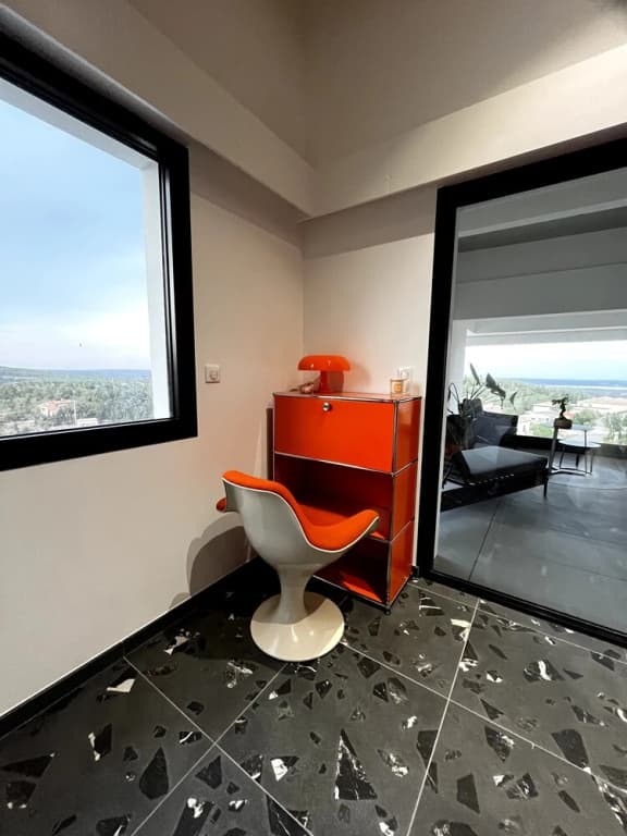 Suite 28 - Photo 3