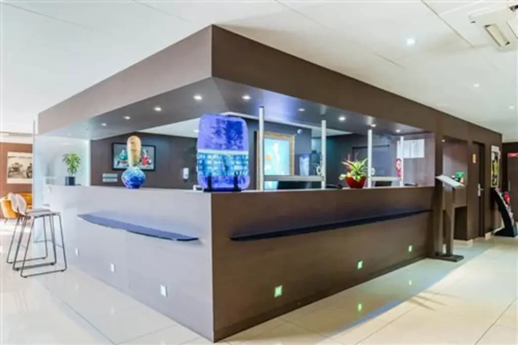 B&B HOTEL Saint-Avold Nord - Photo 2
