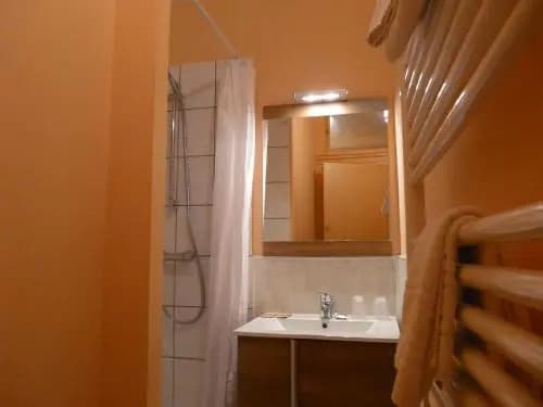 Sylvia Hotel - Photo 3